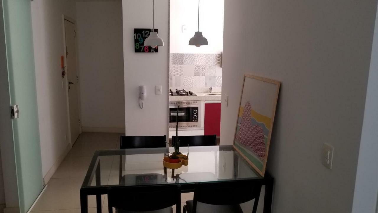 Em Copacabana - Rua Bolívar - 2 Quartos - Excelente Localização Apartamento Río de Janeiro